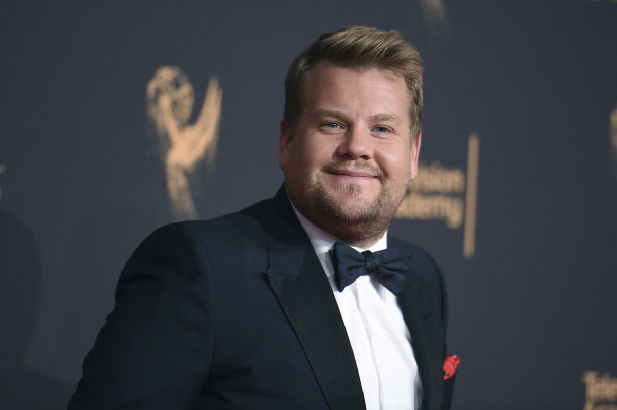hotpriestt's tweet photo. disgusting man with an evil face if alvin and the chipmunks were real he would exploit them and keep them in a tiny cage with cocaine in the water bottle so they’d form an addiction and depend on him https://t.co/kcisXPrCTa