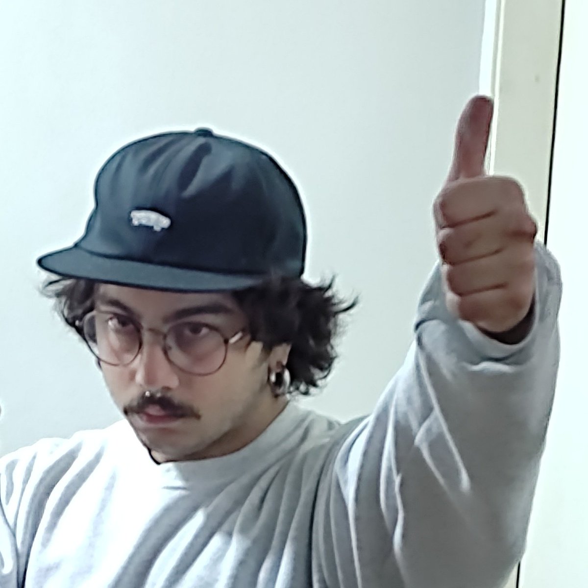 SAPOM0RTO's tweet photo. Chegou a notícia que ninguém queria dar, descanse em paz guerreiro 🕊😔. Adm principal da página Sapo Freestyle faleceu essa madrugada devido sdds dela, segue em anexo um carro batido. https://t.co/WHSs4LpGiH