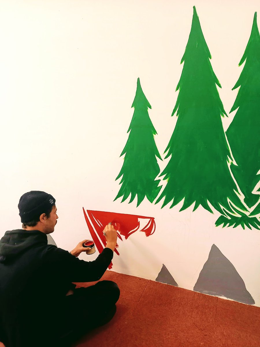 ElvyCurious's tweet photo. Wow! We are so lucky to have Ali of Hands for Feet design & paint for us at #BaseCamp in Bodmin It has transformed this #community space & brought the #OutsideInside. Ali is responsible for our cool logo that has become such an important part of what we do #cooldesign #Outdoors https://t.co/IrQBvEBdhZ