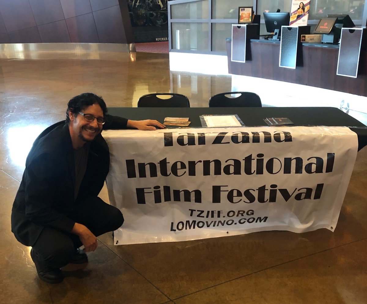 chrisspinelli2's tweet photo. #Last #weekend at the #TarzanaInternationalFilmFestival. #TZIFF #FilmFestival #Movies #Shorts #Hollywood #Entertainment #Tarzana #California @SOGalleria https://t.co/cUXFcaLVO4