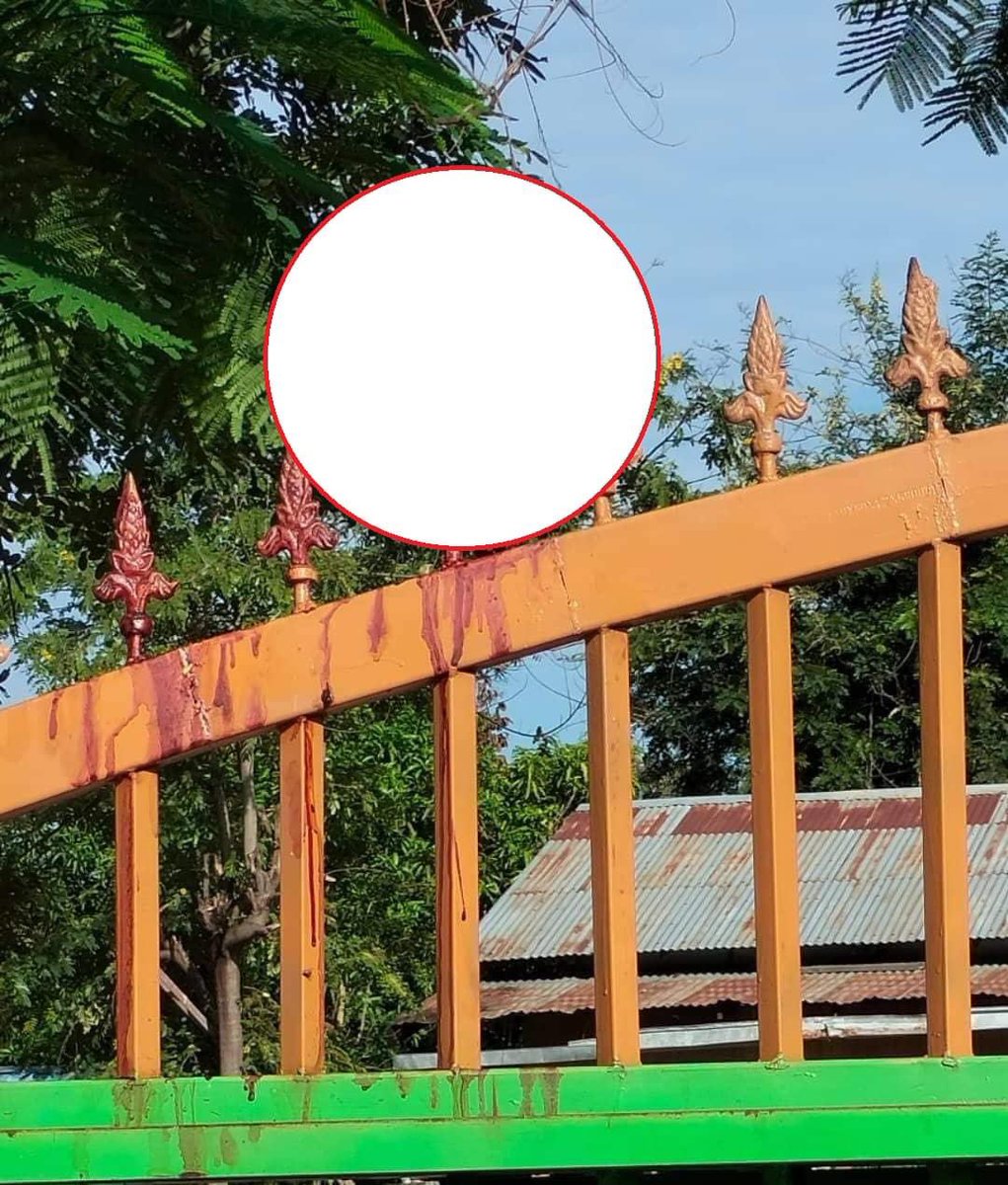 nicholas6284's tweet photo. The fascist junta brutality has no bottom.
A 45 yr old CDM teacher was tortured, chopped the limbs, beheaded then the head was spiked on the fence of the school he used to teach. He was taken on 17102022, Pauk, Magway.
He was survived by a wife and a son.
#MyanmarRevolution https://t.co/mJDWX8vuJN