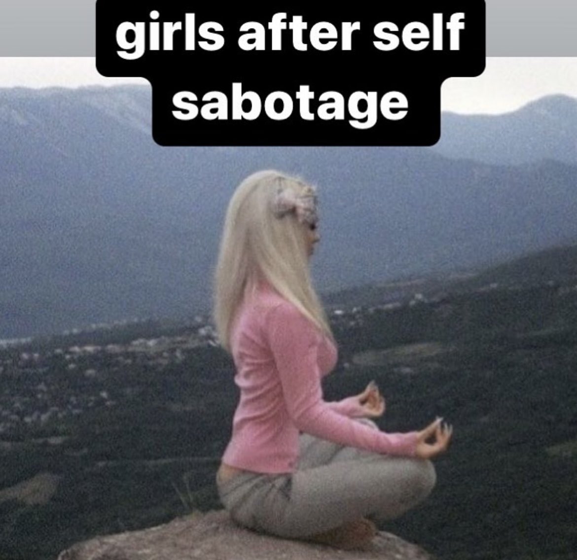 ⋆ (@tristehomo) on Twitter photo 