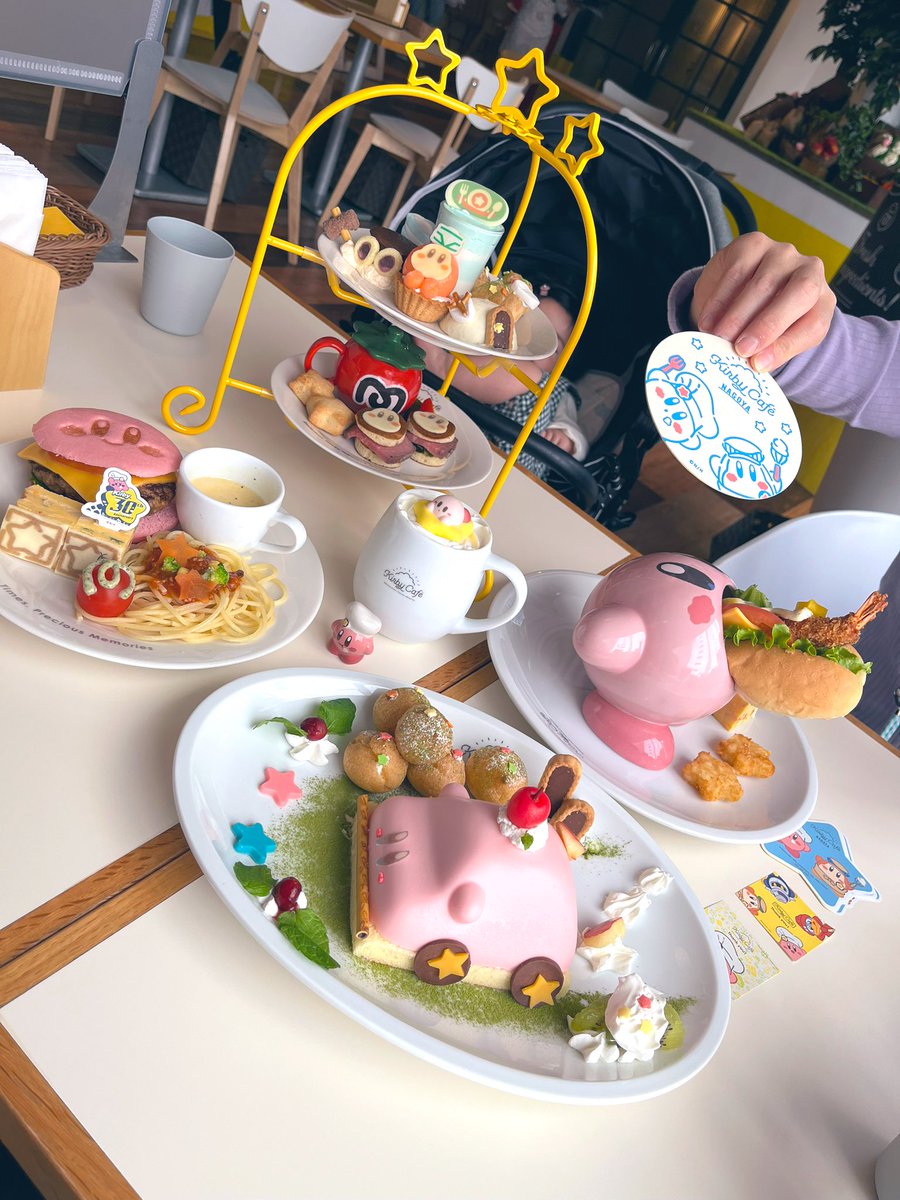 tomokei1017's tweet photo. 念願のカービィカフェ✨
#KirbyCafeJP 
#カービィカフェ名古屋
#ワドルディの町のアフタヌーンティー https://t.co/Pjmt0zT4nb