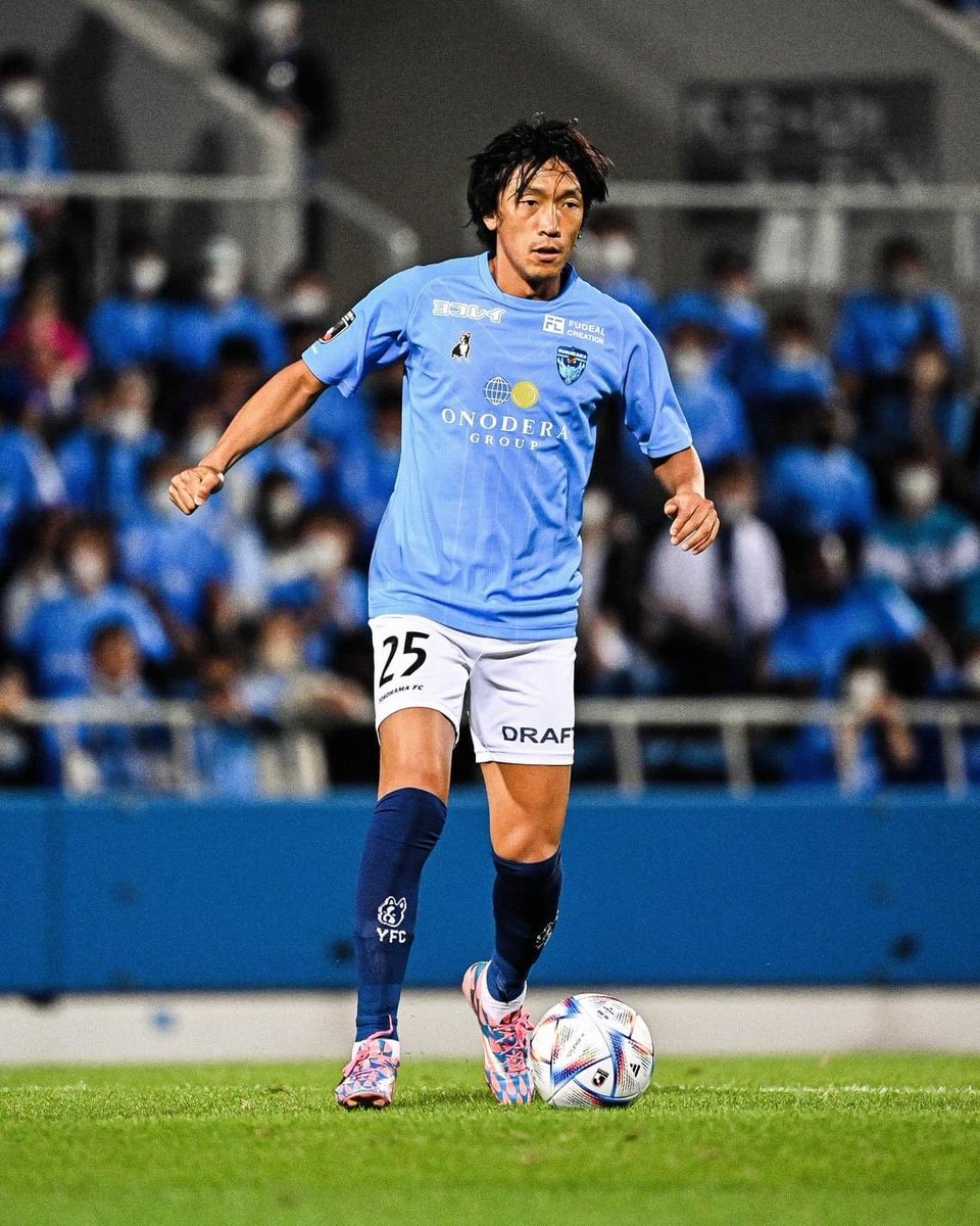 🇯🇵⚽️ Japanese football icon.
#JLEAGUE legend.
Trailblazer in Europe.

⭐️ A talent who dazzled and set the example for multiple generations of players from Japan.

💐 Congratulations on your brilliant career, Shunsuke Nakamura, and all the very best of luck in the next chapter!