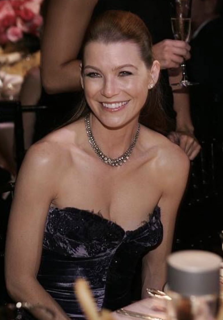 ellenpcomfort's tweet photo. Ellen Pompeo yore wonderful https://t.co/53zcuRcPpu