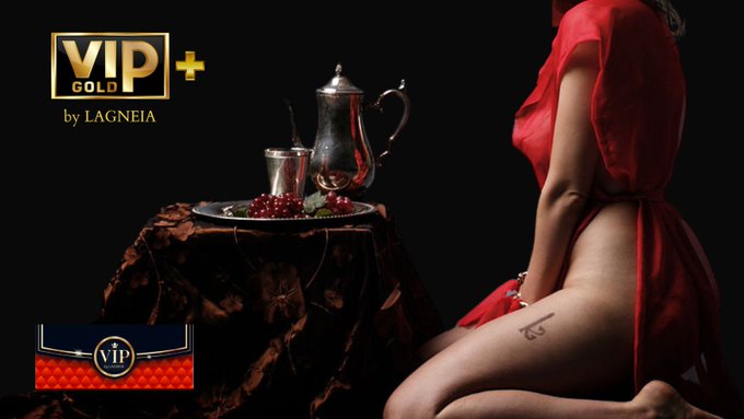 SILVER LINING or GOLDEN EDGE? Now you can get your own customized VIP+ to make sure you get it sexactly<a href="/tag/fancentro"class="tags"><span>#fancentro</span></a>