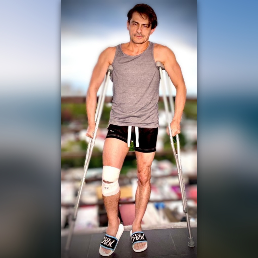 pepesuarezactor's tweet photo. …y sí, duele y mucho! 🥺😢
#FelizLunes #PepeSuarez #vidadeactor https://t.co/uK51ZcOO7c