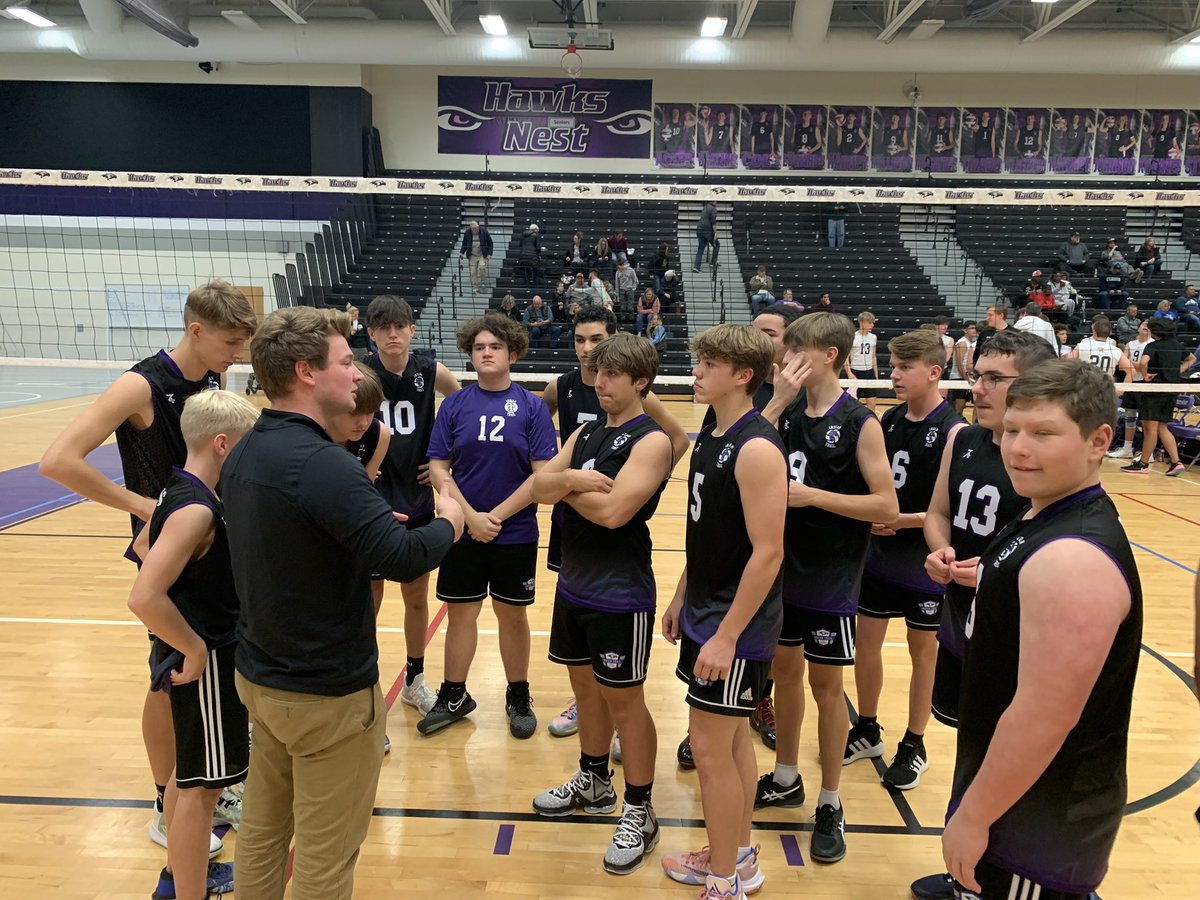 ITHawks_BoysVB's tweet photo. Congrats on a great season Indian Trail JV boys volleyball going out with a conference tournament championship as well as a regular conference title. Awesome job. https://t.co/XwnEuKyync