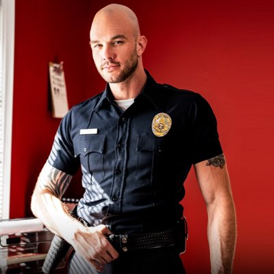🏳️‍🌈 MenOfPorn.blog on Twitter: "RT @LoveCliffJensen: #NewProfilePic"