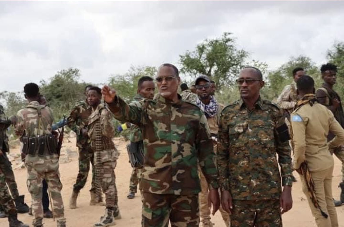 MAWareSO's tweet photo. I am glad to see Gov. Ahmed Faal of M/Shabelle at the frontlines, to lead the liberation of Rage Elle district. I am proud to have appointed both Governors Ahmed Faal &amp; Ali Jeyte during my term in HirShabelle!The two of them will, inshallah, liberate HirShabelle! https://t.co/x6HFeNNY1x
