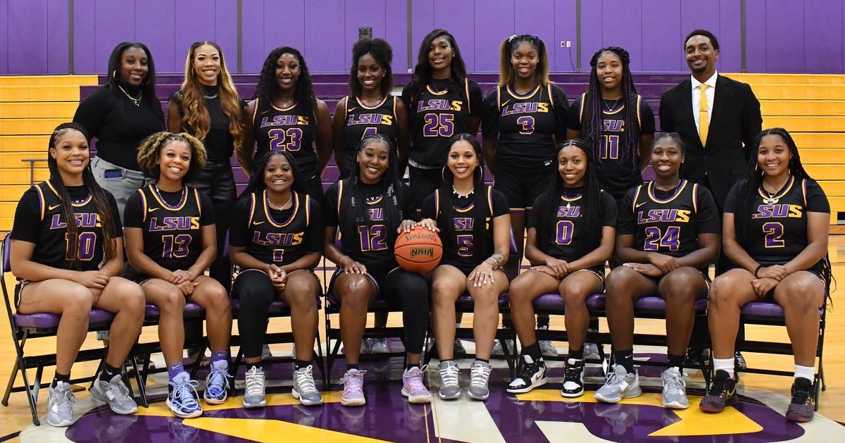 PilotsWBB's tweet photo. 🚨We’re back‼️🏀💛💜#anchorup @LSUS_Athletics @YoooStrick https://t.co/XTuaLYHgMx