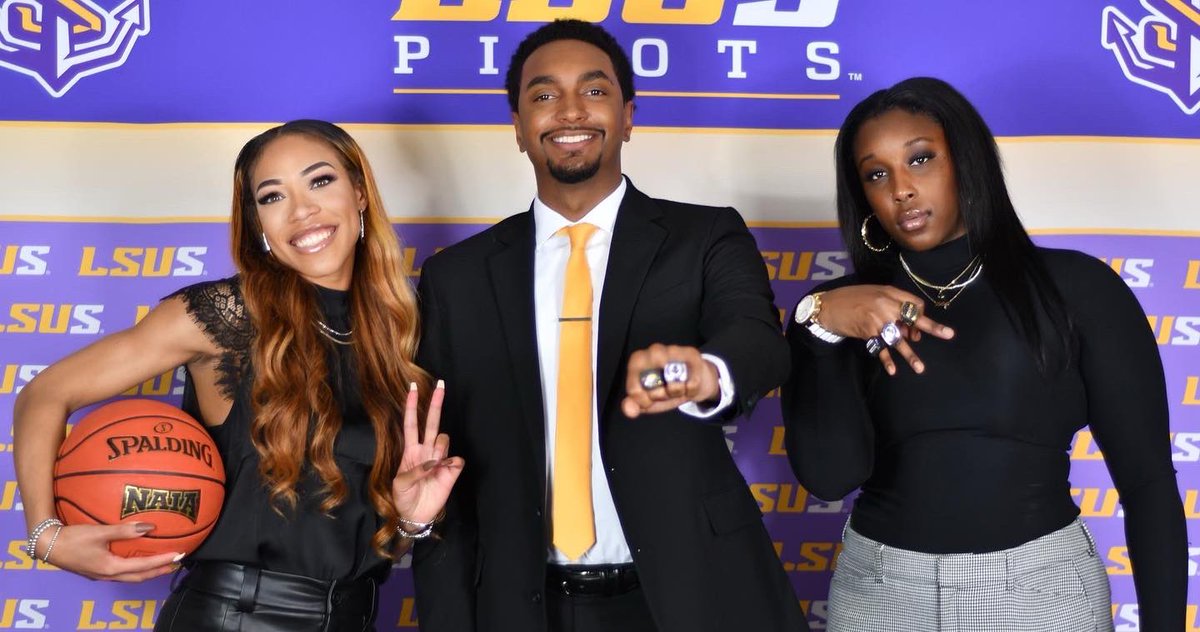 PilotsWBB's tweet photo. 🚨We’re back‼️🏀💛💜#anchorup @LSUS_Athletics @YoooStrick https://t.co/XTuaLYHgMx