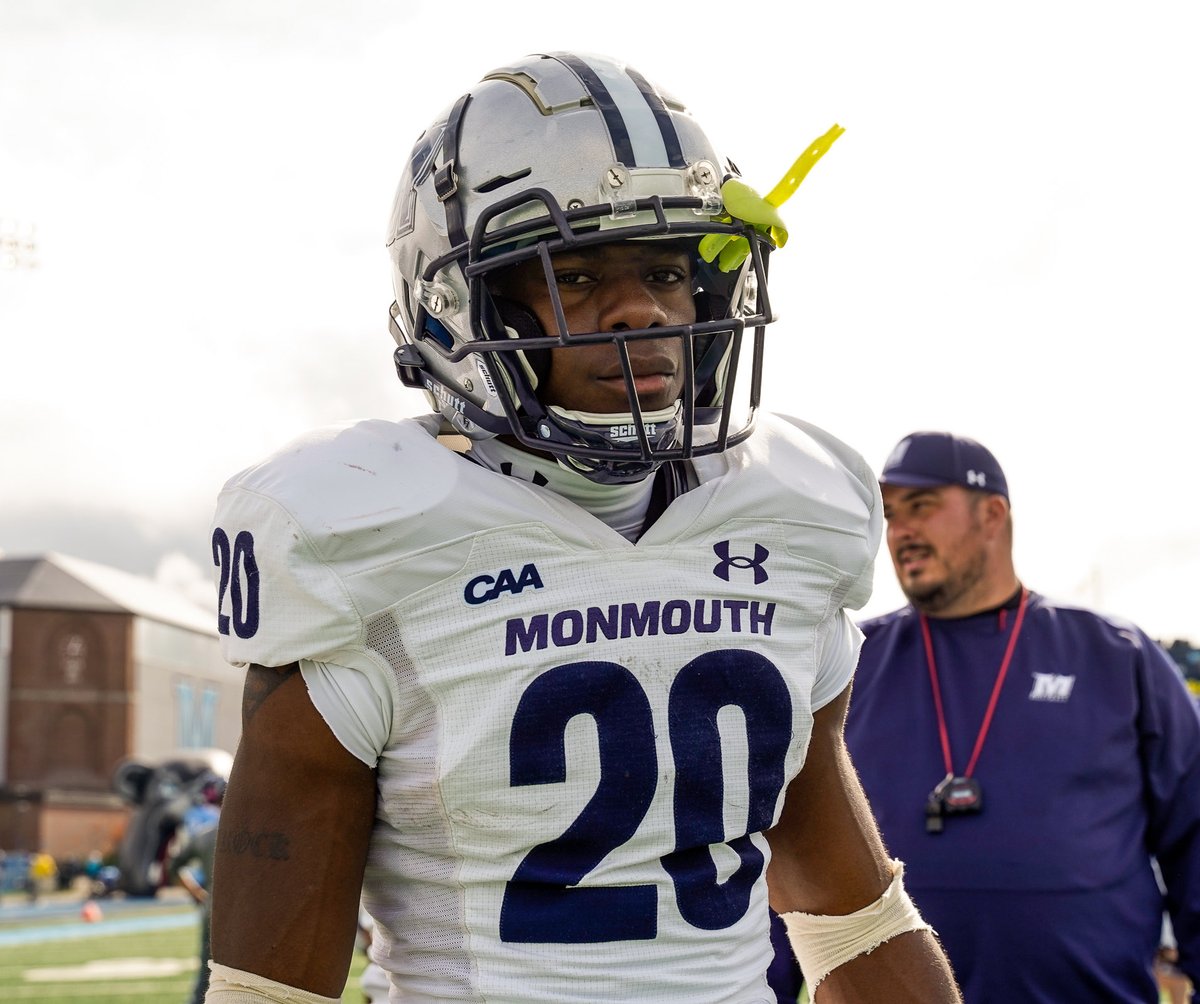 #Monmouth RB <a href="/shirden_20/">Jaden Shirden</a> is the best FCS running back in the country‼️

Averaging over 8 yards per carry and already over 1000 yards on the season with 7 touchdowns

#FlyHawks