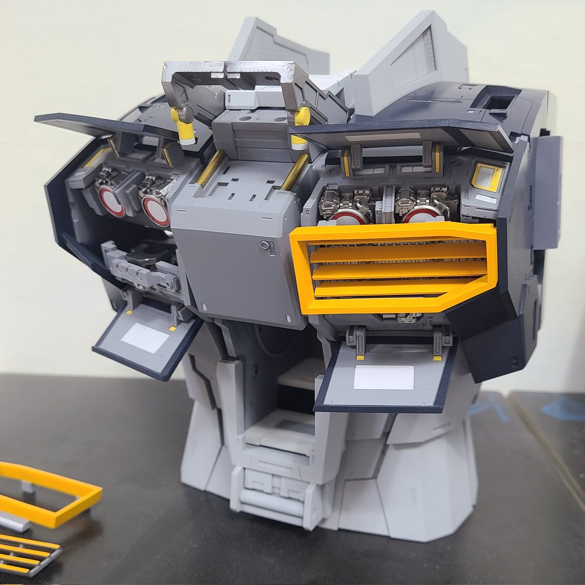 SEOLYN_STUDIO's tweet photo. 1/24 nu gundam W.I.P https://t.co/KAHciqq4QO