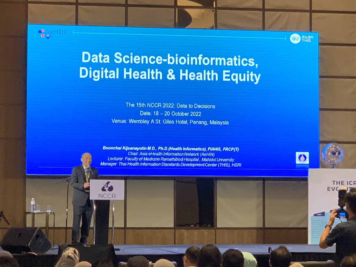 xinrouteh's tweet photo. Dr Boonchai sharing on Digital Health &amp; Health Equity @ NCCR 2022 

@WeAreAeHIN @ICR_NIH #digitalhealth #NCCR2022 #aehin https://t.co/YyTRVi7m3W