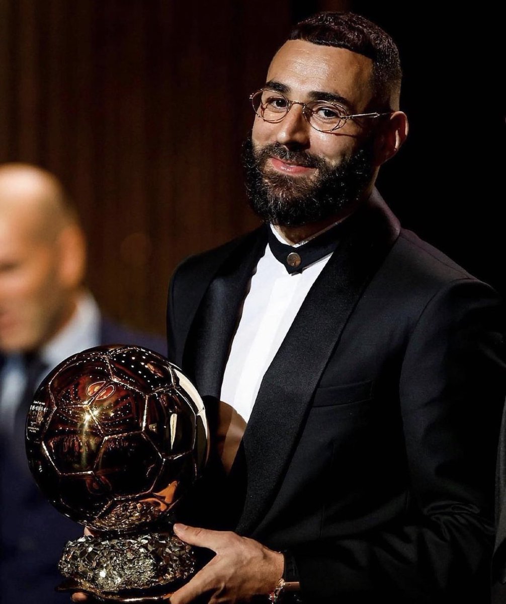 “ Excellent Man and Player . 🤲🧿👏👏⚽️ Le Ballon D’Or Du Peuple” @Benzema