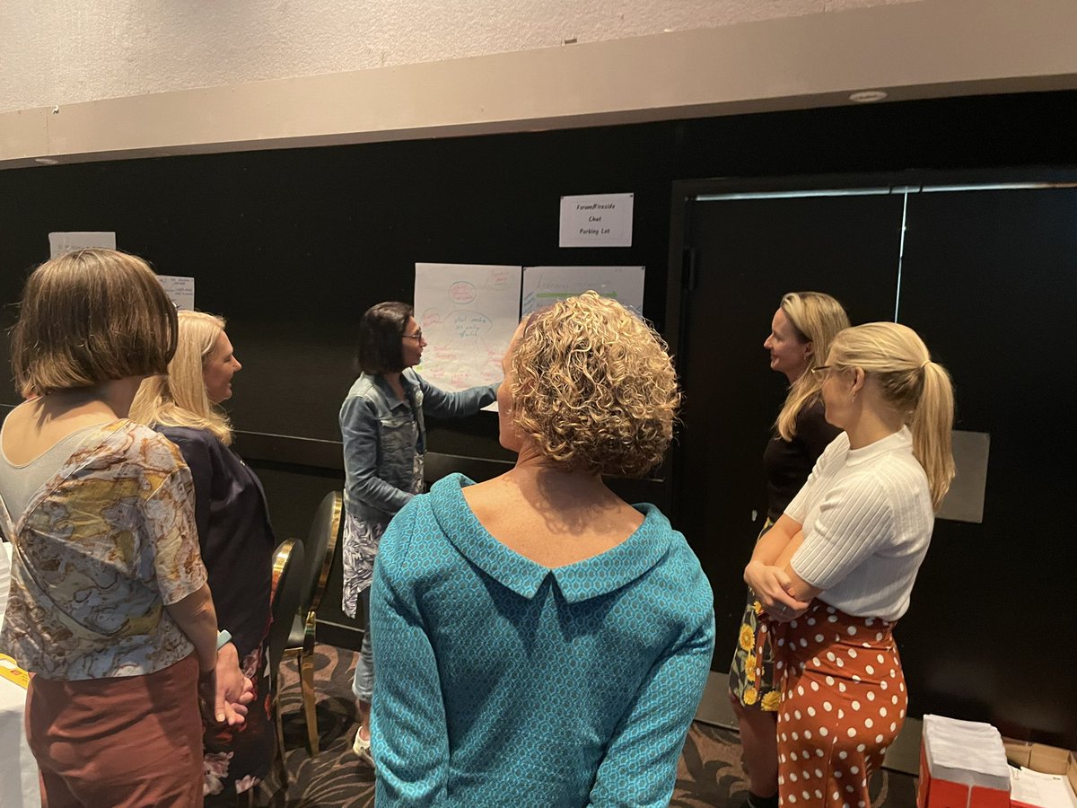 LismLearnTeach's tweet photo. Sharing our deconstructed Learning Intentions and Coconstructed Success Criteria with our peer! Such a powerful process! @LynSharratt @mitchell566 @LeanneFeltis @christyismay @SharondeDassel @margmryan https://t.co/OMeUGBVYjA