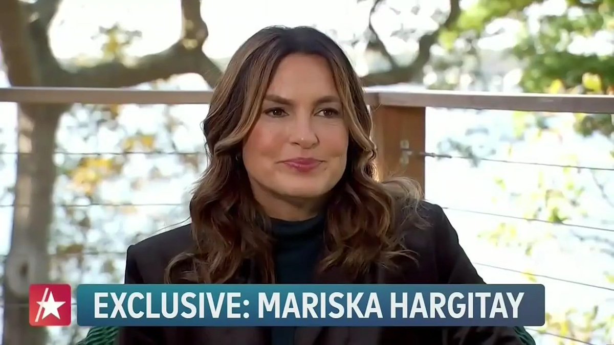 mhmyworld_'s tweet photo. "I looked at what I set out to do, which is to act, tell stories, but also to inspire and also to heal. And so today, I took that in because it is something I am so deeply, deeply privileged to do, and proud of." - @Mariska 🤍🙏🏼 https://t.co/Y6Sw1hwvy7