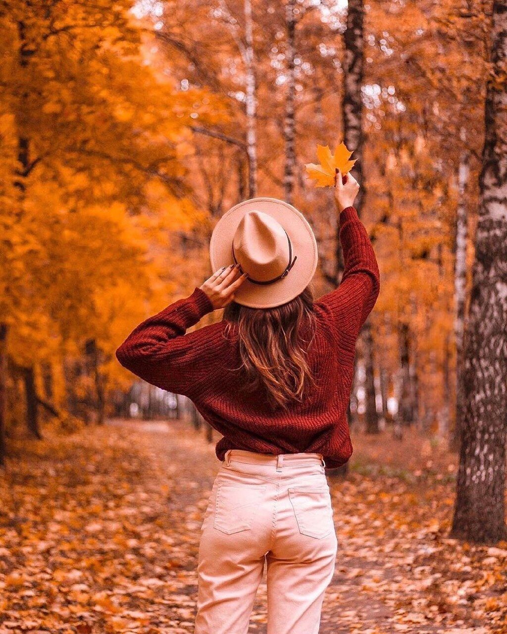 Осенняя фотосессия в шляпе