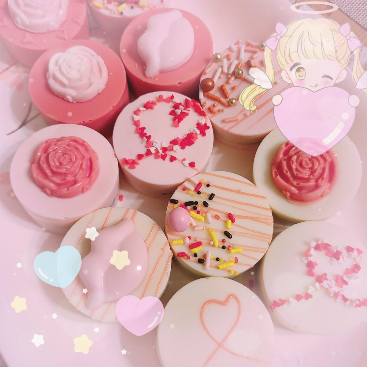 NinasNumNums's tweet photo. ˚ʚ valentines day themed cake bites and strawberries ɞ˚
~°♡°~
˚ʚ🌸ɞ˚ : made by me
( \ / )
(„• ֊ •„)・・‿︵‿୨ tags ୧‿︵‿
#hellokitty #strawberries #strawberry #chocolate #chocolatedippedstrawberries #baking #bakingcore #cute #kawaii #kawaiiaesthetic #sanrio #red https://t.co/Xh2bAZOKRQ