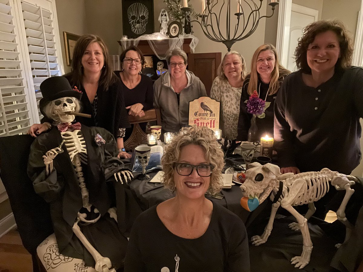 AZ2KYMOM's tweet photo. The #ChapterChicks, Slim & his dog had a great time discussing #TheMaid! Great read, @NitaProse! 🎃 📚💀 https://t.co/cE8UpYhsKO