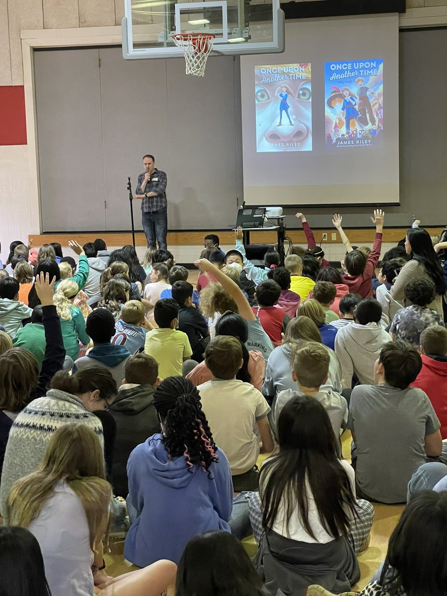Our fifth and sixth grade students had a visit from author @_JamesRiley_ today. Thank you @_JamesRiley_ and <a href="/HFBooks/">Hooray for Books!</a> for making this happen! <a href="/MantuaEs/">Mantua ES</a> <a href="/MantuaPrincipal/">MantuaPrincipal</a>