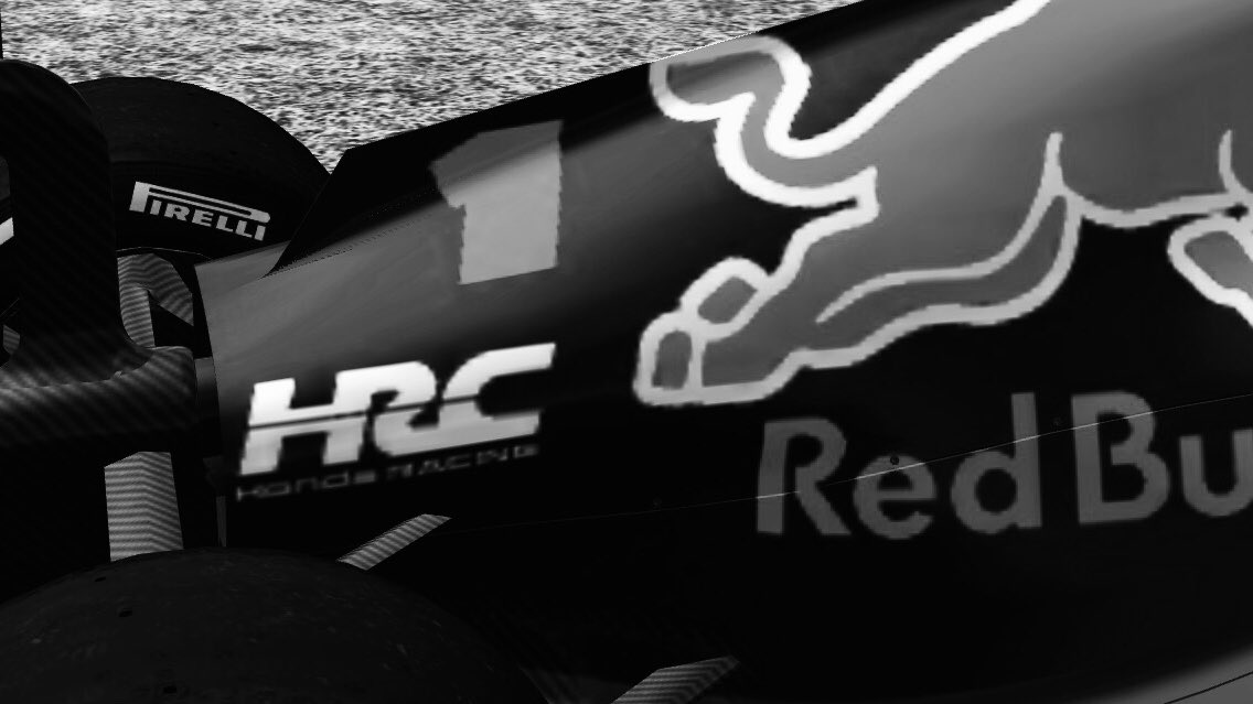 peterGFR's tweet photo. 鈴鹿を駆るRB18を撮る①
#realracing3 #rr3 #リアルレーシング3 #f1jp #rb18 #maxverstappen #redbullhonda https://t.co/GUI5ZNcwAF