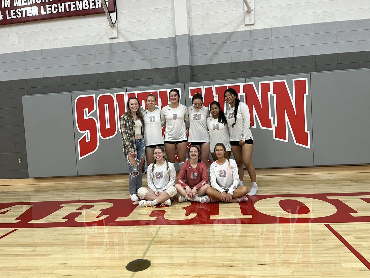 Warriors gain a final home win for the nine seniors taking down Postville in the opening round of regionals by scores of 25-15, 25-11, 27-25. On the road to Denver on Wednesday.