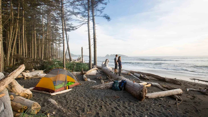 outsidemagazine's tweet photo. Ski in the morning, hike through an old-growth forest that same afternoon, then camp on the beach at night—welcome to Olympic National Park https://t.co/SvI1b4DKSU https://t.co/FW8rb7nNEw