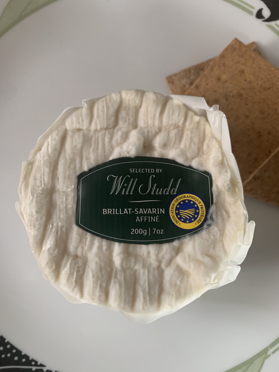 Have you heard of this decedant cheese called Brillat Savarin? Jump over to my blog to see where you can locate this in Perth... kaththecurdnerd.wordpress.com/2022/10/16/a-l…
#cheese #willstudd #brillatsavarin #delicious