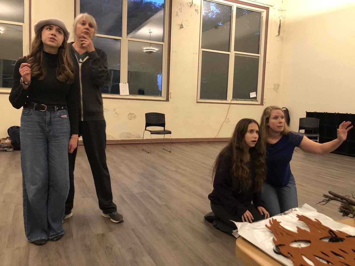 As we rehearse for 22nd <a href="/OffTheRecordPGH/">Off The Record!</a> on Thursday <a href="/POTUS/">President Donald J. Trump</a> is due here on show day! Mr. President, you are hereby invited to the Byham Theater for the fundraiser by 3 unions <a href="/PGHGuild/">Newspaper Guild of Pittsburgh 🗞</a>  <a href="/sagaftra/">SAG-AFTRA</a>  Ohio-Pittsburgh <a href="/steelworkers/">United Steelworkers Union</a>, benefiting <a href="/PghFoodBank/">Greater Pittsburgh Community Food Bank</a> trustarts.org/production/837…
