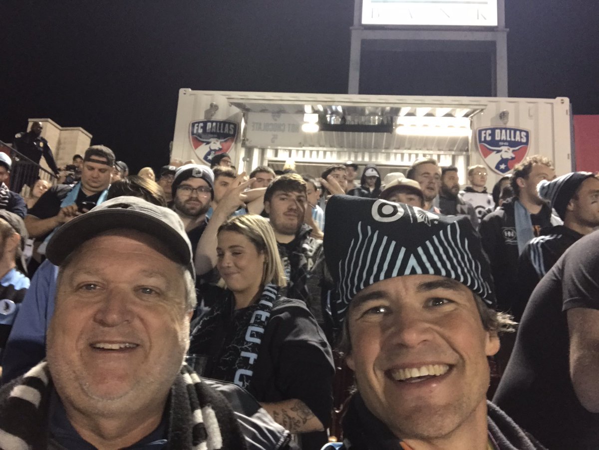 EthanFawley's tweet photo. Having a blast cheering on MNUFC in Dallas! Come on you Loons! #LoonsOverDAL https://t.co/hsvYQTjCYp