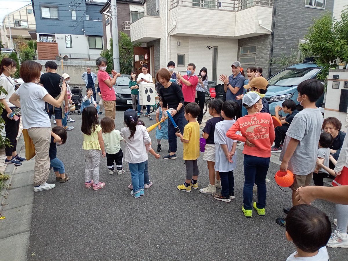 OyakodonProject's tweet photo. The Family Project took off about 4 months ago with 4 families. 
It’s been an incredible journey so far! We are creating ways to improve the communication at home, setting up rules to reduce frustration in our children and us as parents. (日本語は後) https://t.co/p1jQ2vUVCs