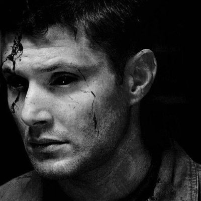 DemonInHeels_'s tweet image. To fit