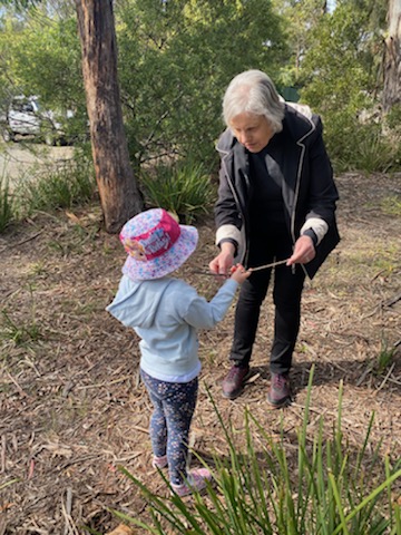 Catbilyk's tweet image. A pleasure to mark #EarlyLearningMattersWeek at Adventure Patch FDC in Blackmans Bay today. By learning through play, the children learn foundational skills for education &amp;amp; wellbeing. Thanks to the wonderful educators &amp;amp; delightful children.
@Earlychildaust
