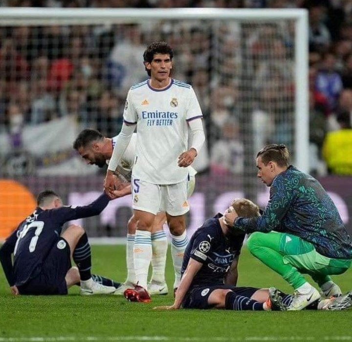Cuando te digan que el Manchester City es mejor club que el Real Madrid enséñale esta foto