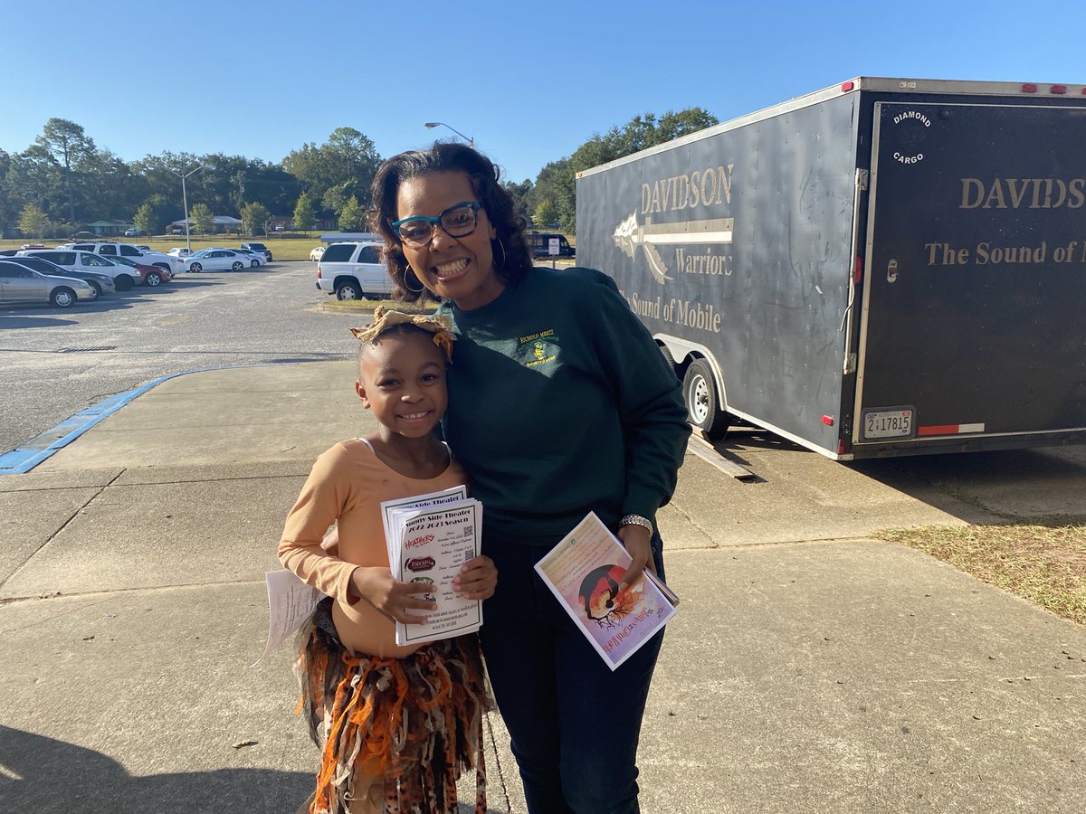 Azure Wells tweet media