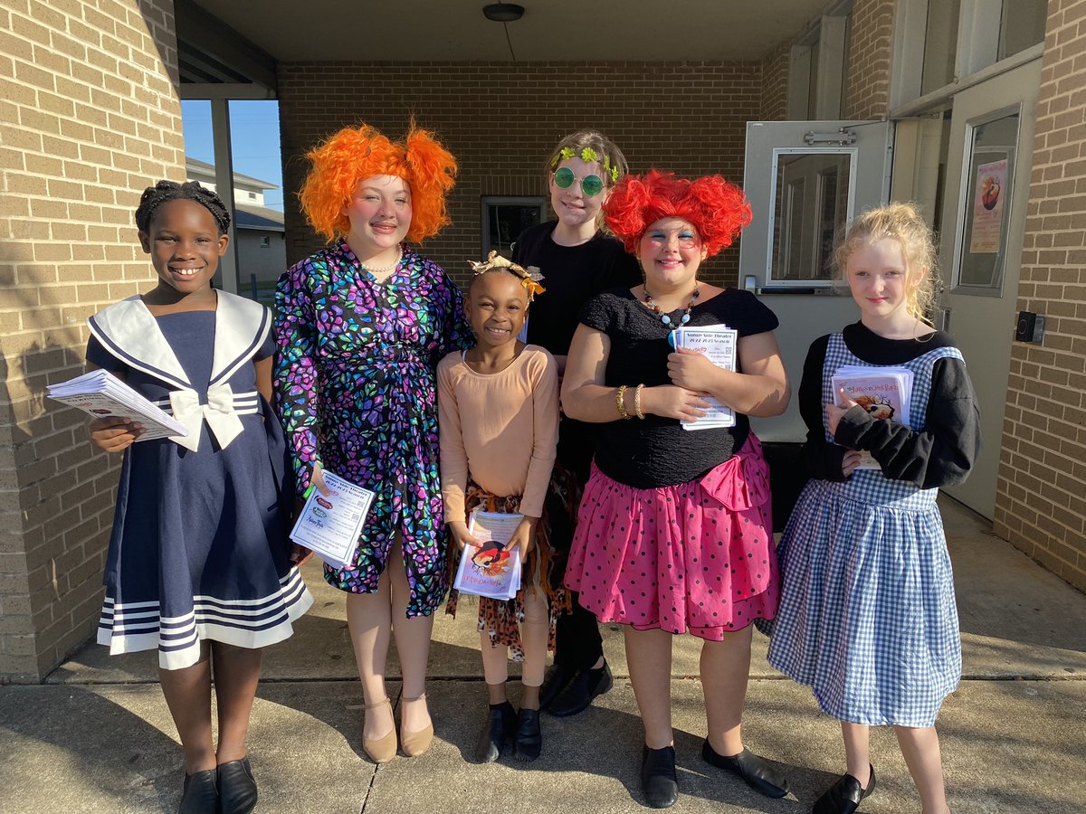 Azure Wells tweet media