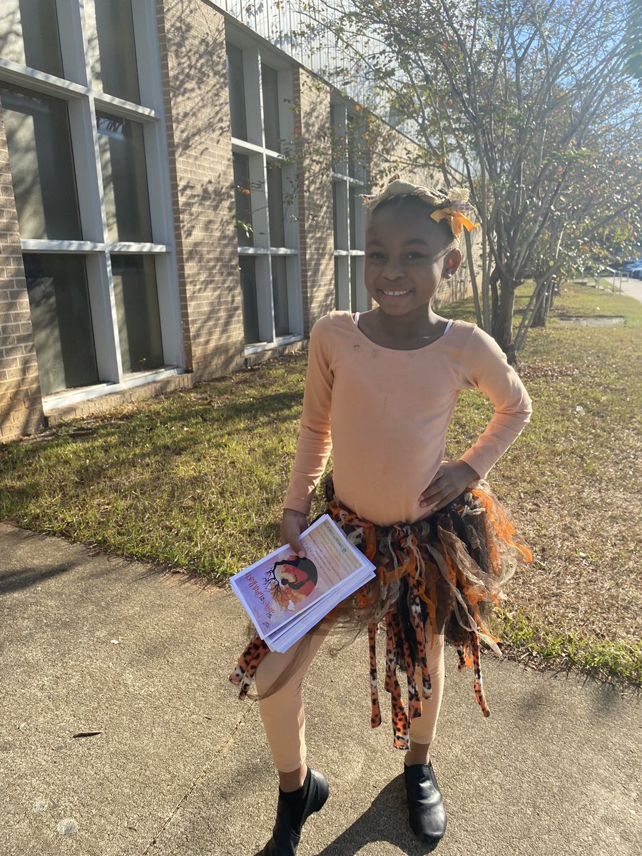 Azure Wells tweet media