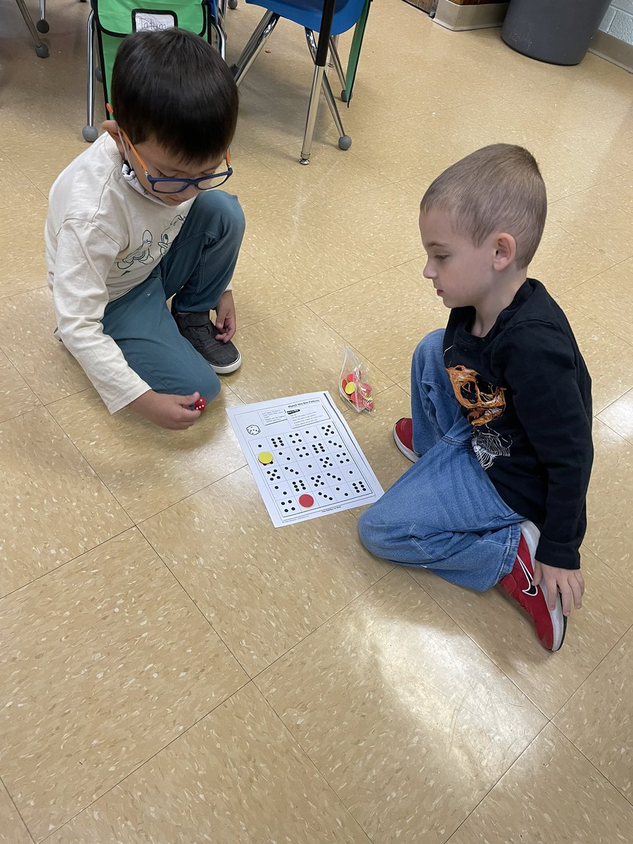 MrsShapiroK15's tweet photo. Math is always more fun with a friend @BetsyRossMahwah https://t.co/gILq2Et8w4