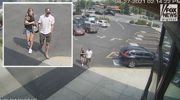 thelastshow's tweet photo. #BREAKING 
Gabby Petito and Brian Laundrie: Bombshell #video emerges revealing hours before #murder! 

#GabbyPetito &amp; #BrianLaundrie shopped in Whole Foods grocery store in #Jackson #Wyoming shortly after eating at #MerryPiglets August 27

https://t.co/47zY9cqHms @mikerreports https://t.co/5nt4lbd0xU