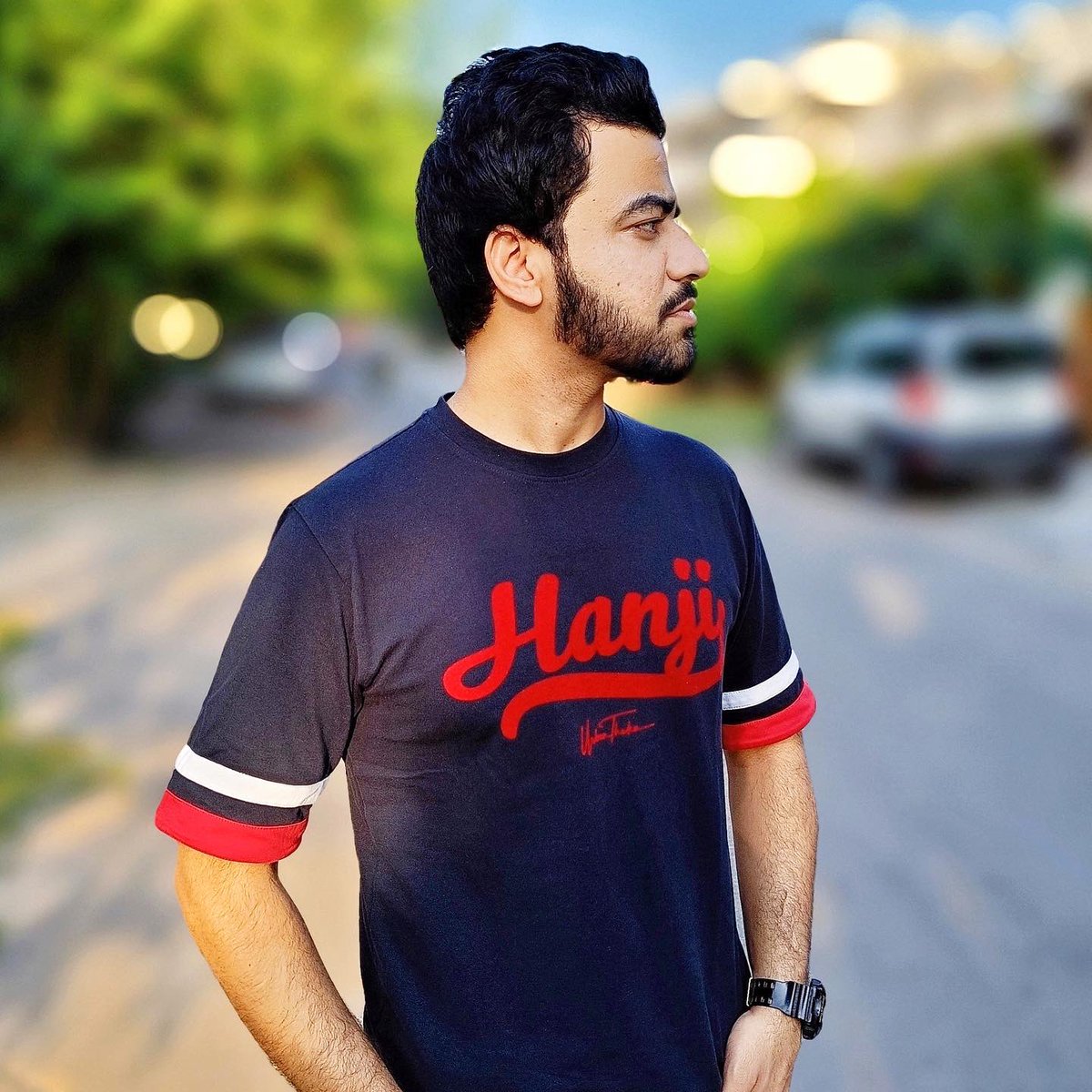 robcmusik's tweet image. Left or Right? 

#robc #howtorob #boyznthahood