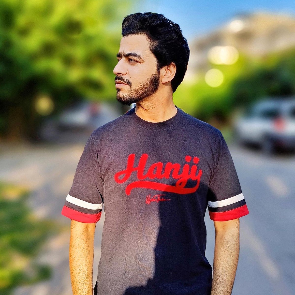 robcmusik's tweet image. Left or Right? 

#robc #howtorob #boyznthahood