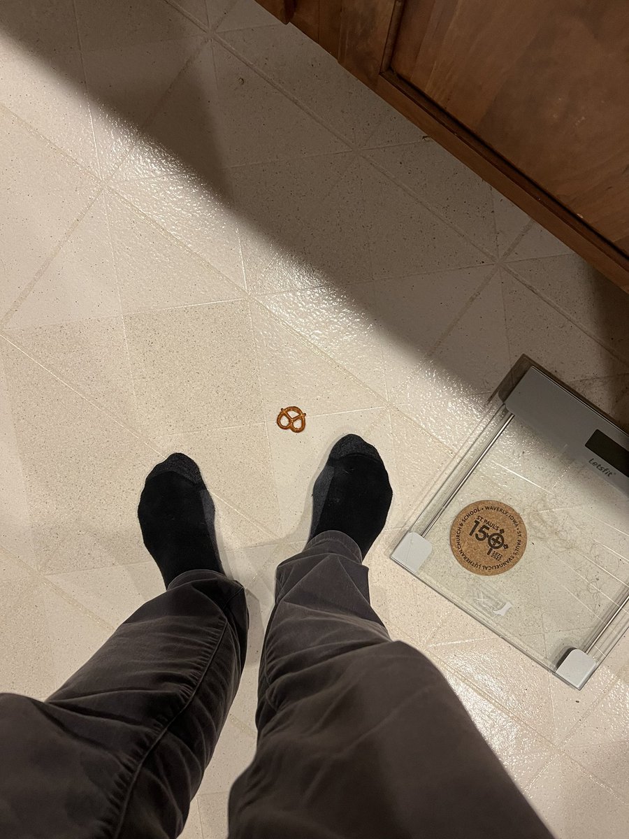 ESciProf's tweet photo. Dropped a tiny twist pretzel in the basement kitchenette. Ate it anyway. #PerfectlyGood basement kitchenette tiny twist pretzel. https://t.co/MMGjZmppGP