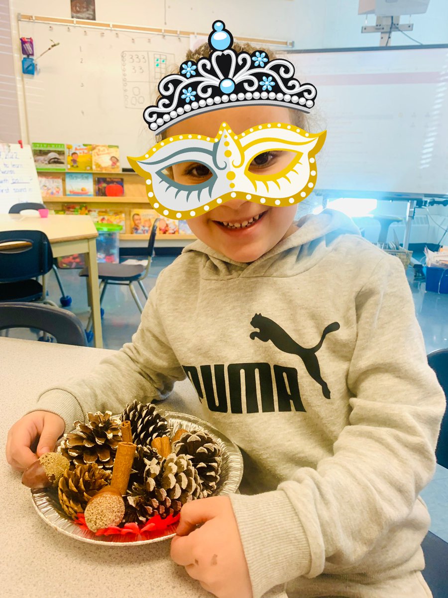 We added a sensory bin with pine cones, leaves, acorns, cinnamon sticks, and some other fun items! This quiet little girl had a lot to say about this- she told me all about the pie she made for squirrels and how much they would enjoy it!! 🥰 this is why I teach!!! <a href="/mckenzie_lake/">McKenzie Lake School</a>