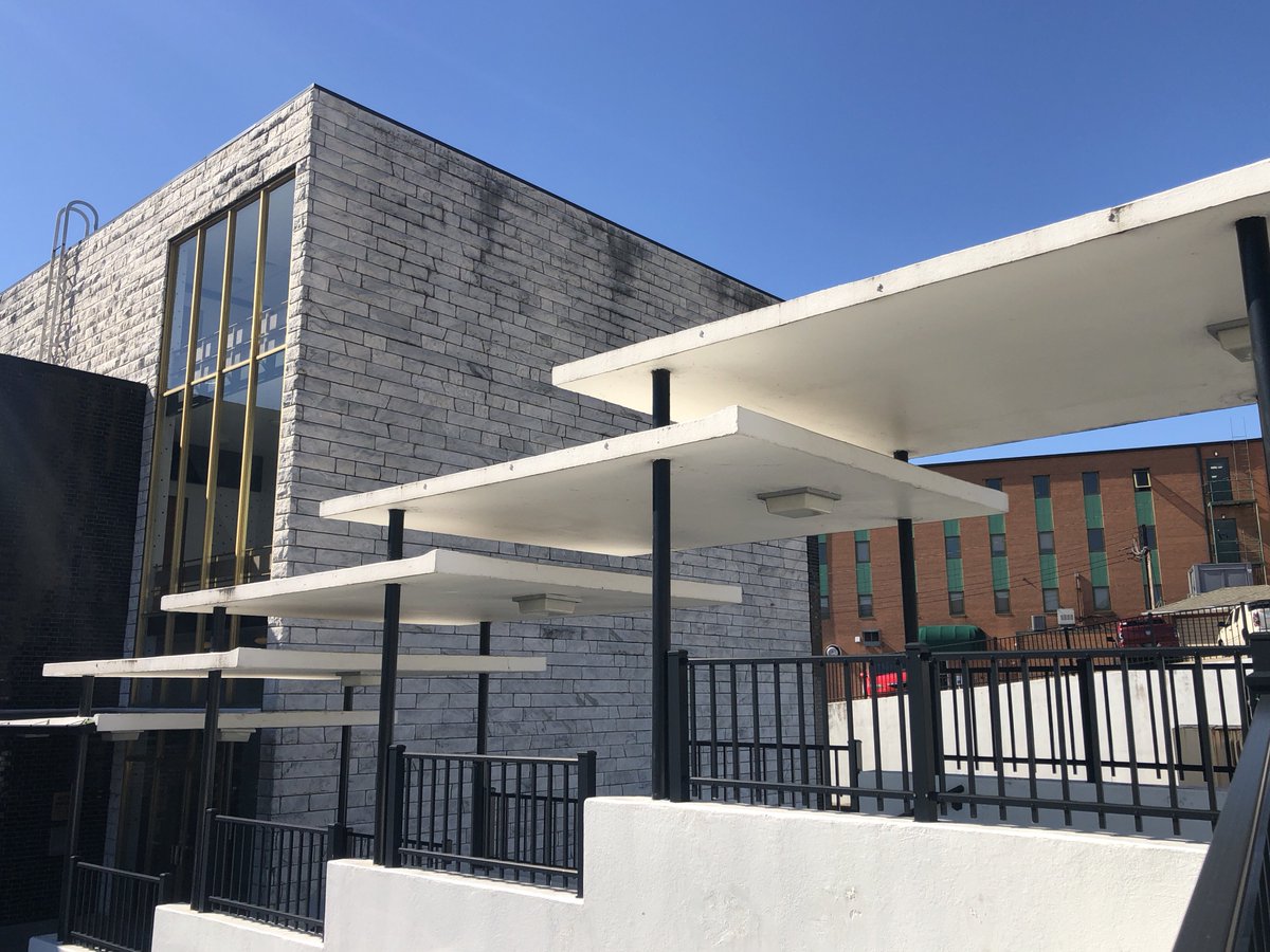 Chicken Joe 🐔 on Twitter "1 of 3 A groovy mid century bank in Alton Illinois, built in 1960 for