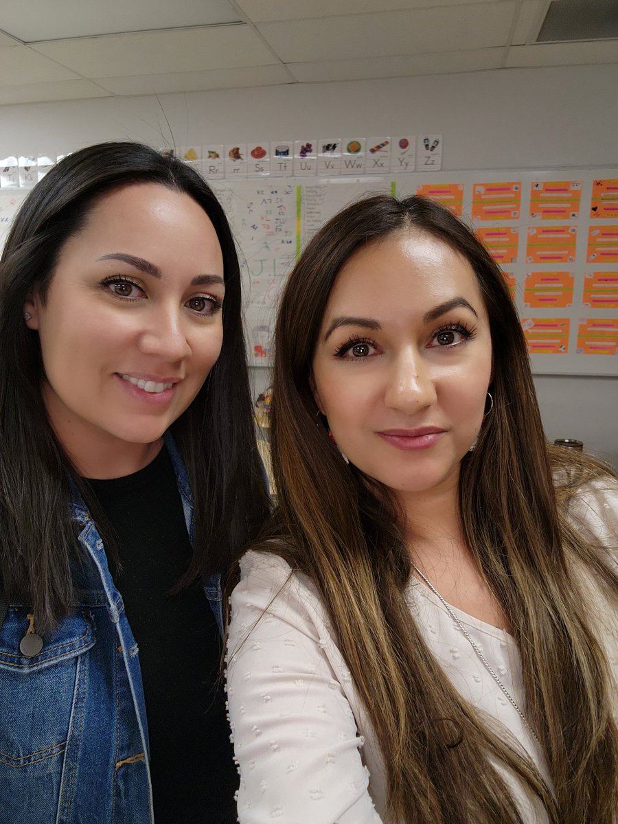 Ealcala_EMS's tweet photo. Such a productive day with awesome teachers. Job-a-like was great!! @MMartinez_MMS @MrsWash_AMS @aleseade2022 @MrsBernal987 @dNIDA_MPMS #LOTE https://t.co/4fyRgvtGMy