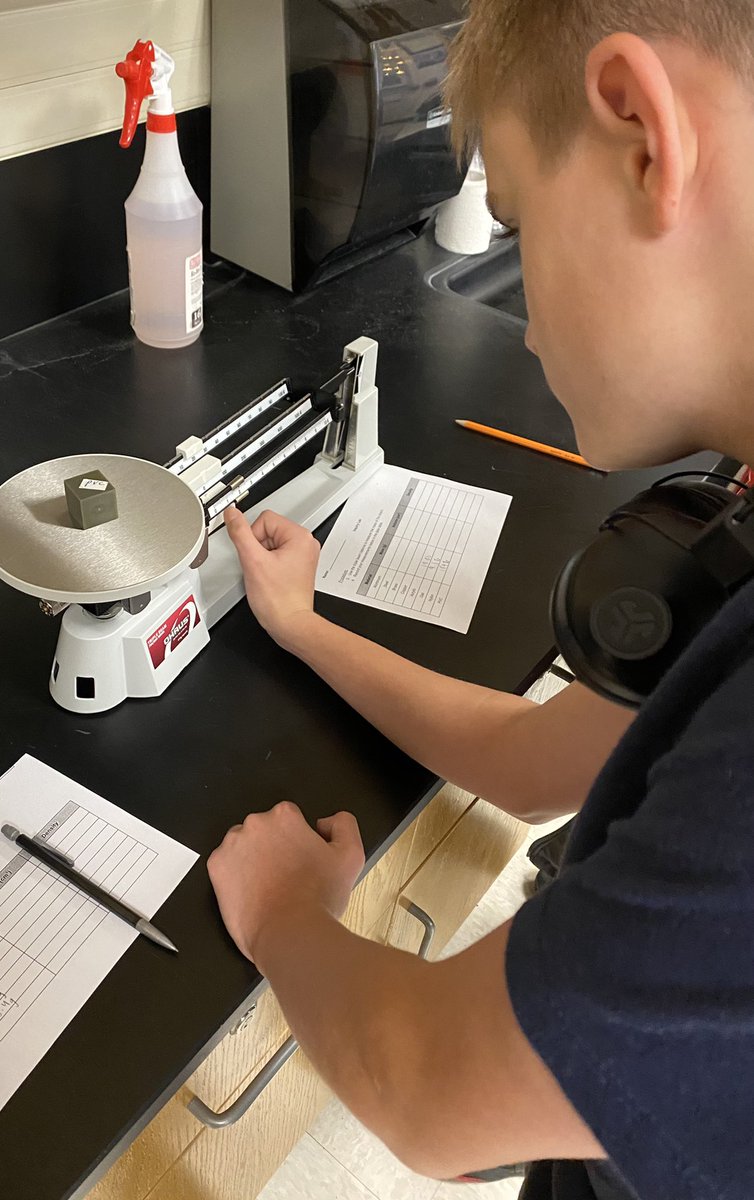 rodriguez_sci's tweet photo. Today our Wolverine Scientist ๐พpracticed on their measuring skills by using these cool new triple beam balances. They did a great job collaborating with each other. ๐๐ผ@NISDZachry @NISDMSScience #nisdmssciencecoach https://t.co/5qmch5cPpS