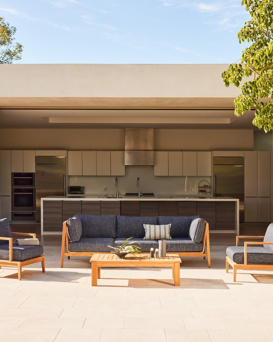 LiveOuter's tweet photo. What kind of furniture do you prefer? A. Outdoor furniture that's original and durable or B. Artificial furniture that's sturdy but doesn't last long?
Take a deep dive into our 100% Teak furniture: https://t.co/iHfthvmc3p
#liveouter #patiodecor #outdoorfurniture #teakfurniture https://t.co/ndTr9RYBjv