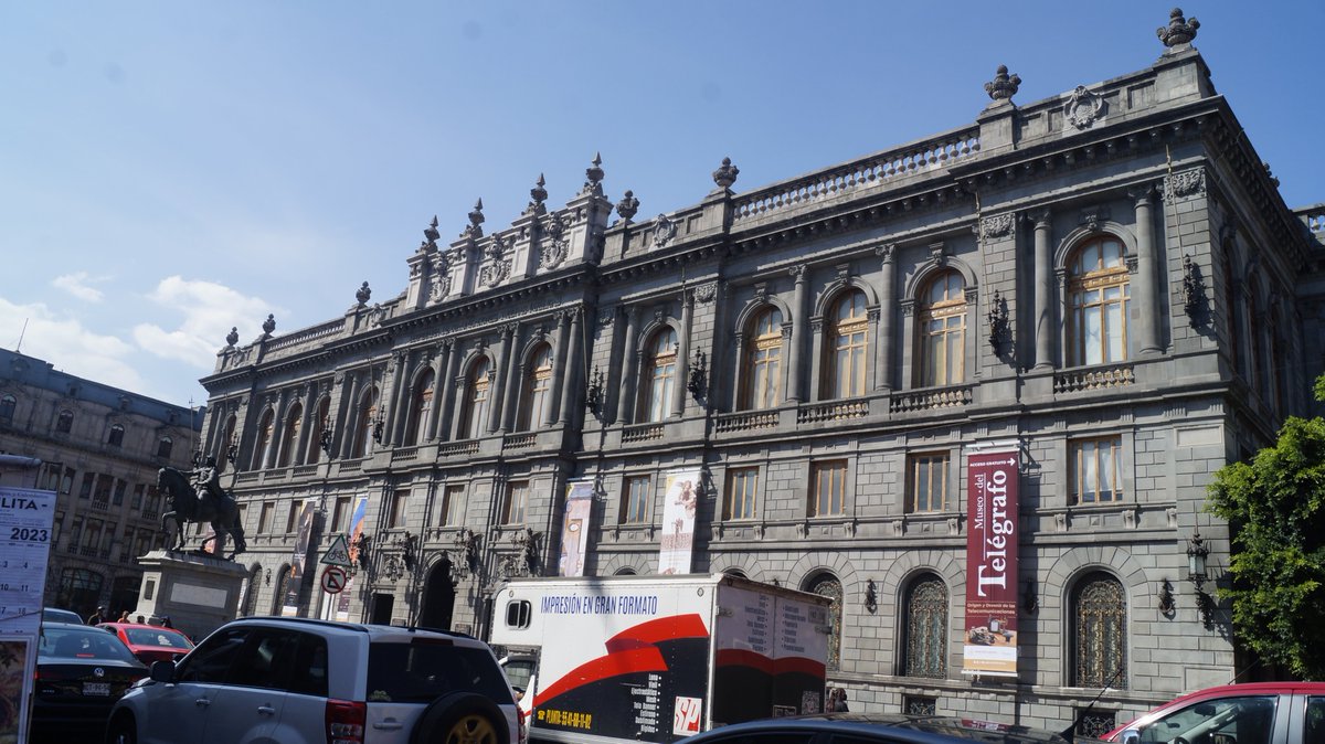 MishArqT's tweet photo. #Las4 de Silvio Contri, #arquitecto italiano nacionalizado, que destacó a inicios del S.XX.
1. Pal. de Telecomunicaciones, hoy MUNAL.
2. Sede del Excelsior.
3. Tienda High Life, Madero y Gante.
4. Ed. París, 5 de Mayo y Motolinia.
Todos bajo el mismo estilo: ecléctico. https://t.co/S36JgTfQET